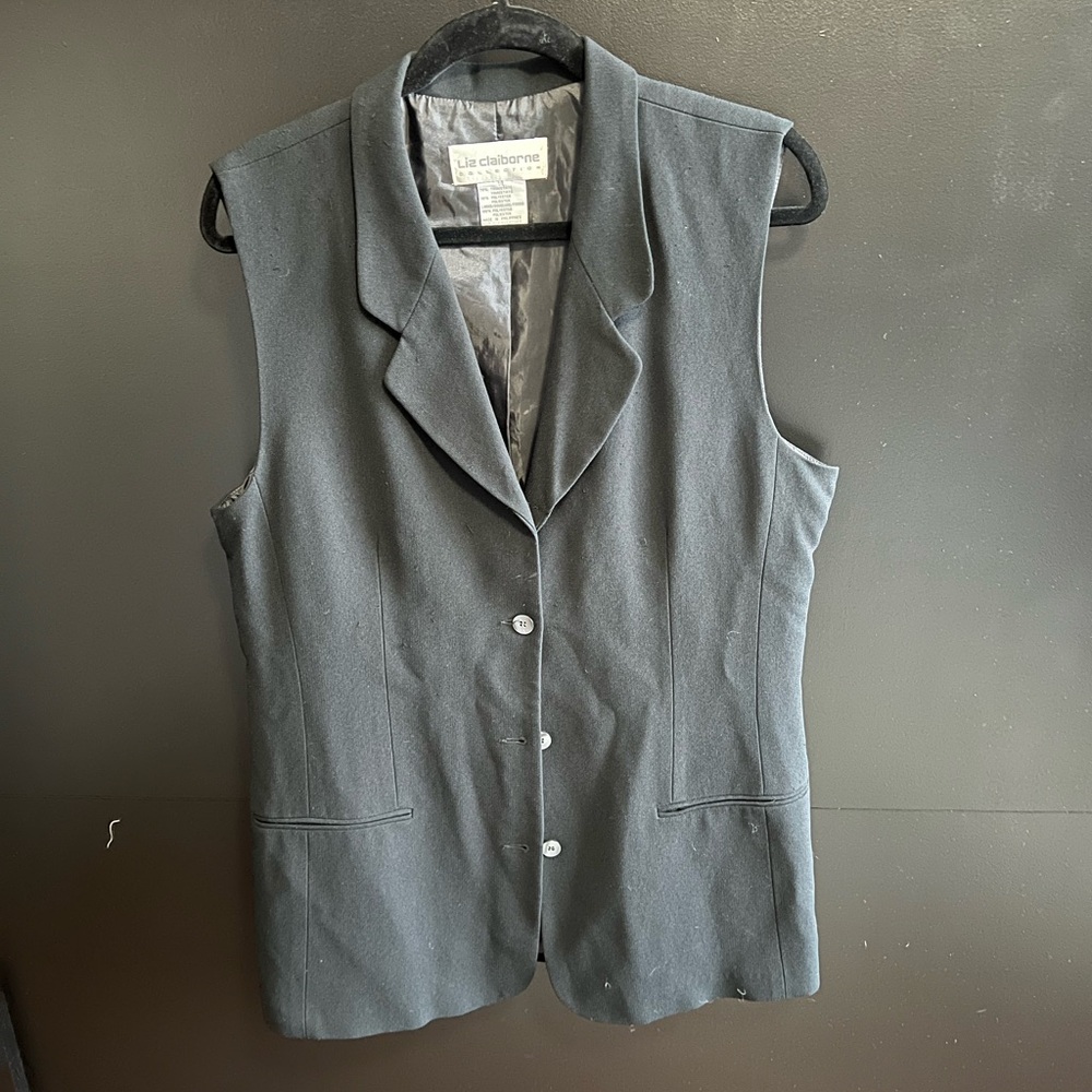 Liz Claiborne Black Sleeveless Vest